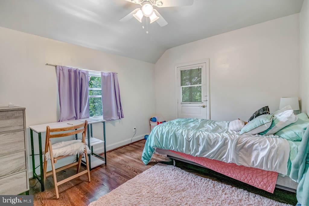 MADISON MANOR - Residential Lease