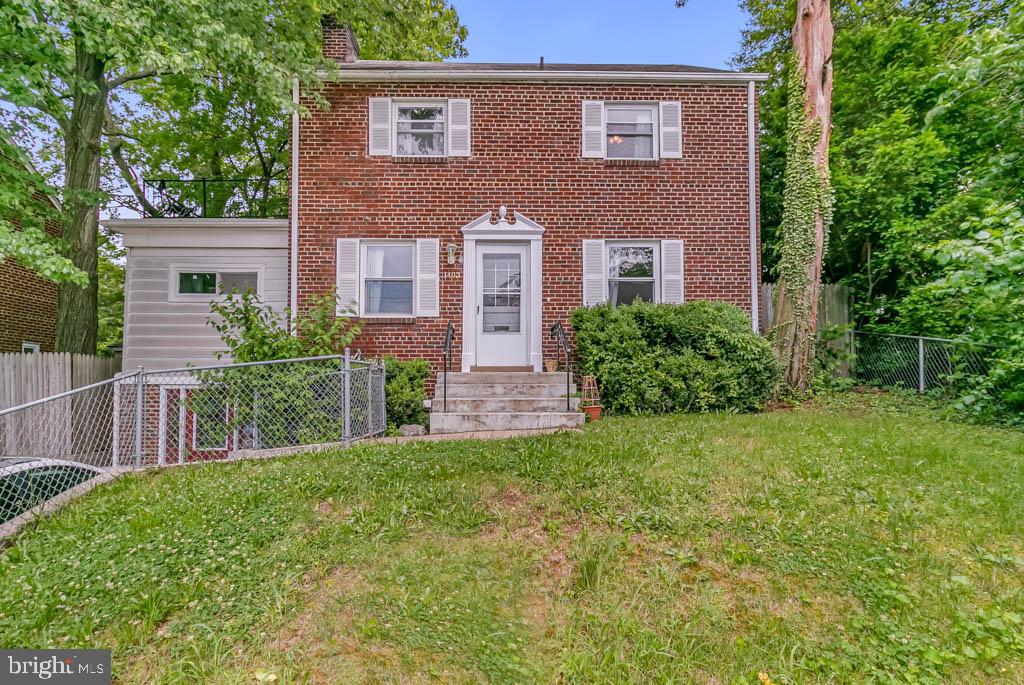 MADISON MANOR - Residential Lease