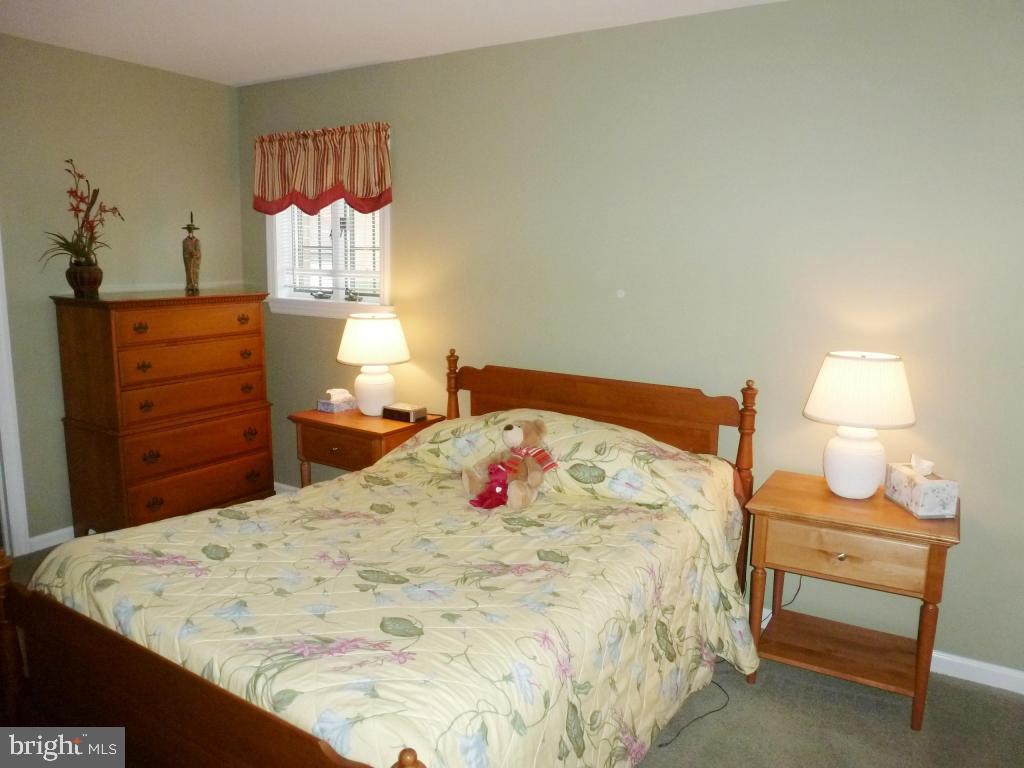 THE OAKS - Residential