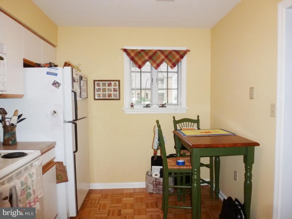 THE OAKS - Residential