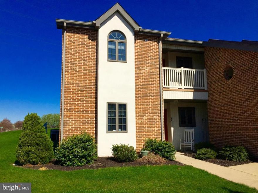 Maintenance free 1 floor living at its best. First floor end home with 2 large bedrooms, eat in kitchen, large dining area and foyer with an open floor plan. All mechanicals updated in the past 6 years. This one is move in ready! 1 car garage (#23) also available for $12,000.  Clubhouse and community pool included as part of condo fee.
