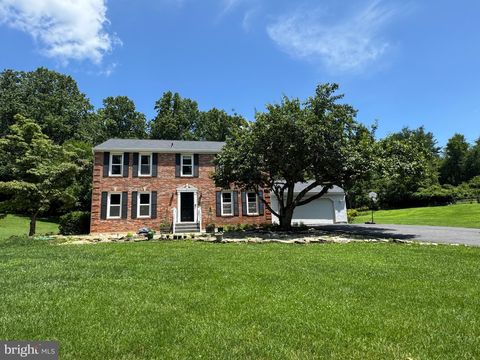 Photo of 13083 Williamfield Drive, ELLICOTT CITY, MD 21042 (MLS # MDHW2070342)