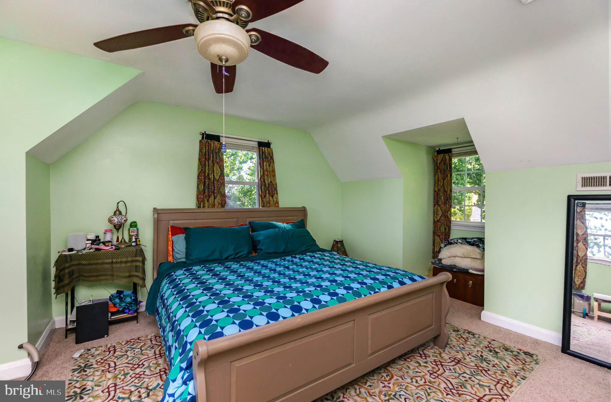 HILLSIDE PARK - Residential