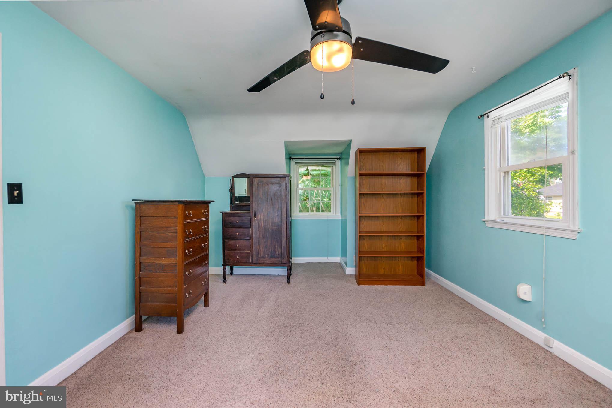 HILLSIDE PARK - Residential