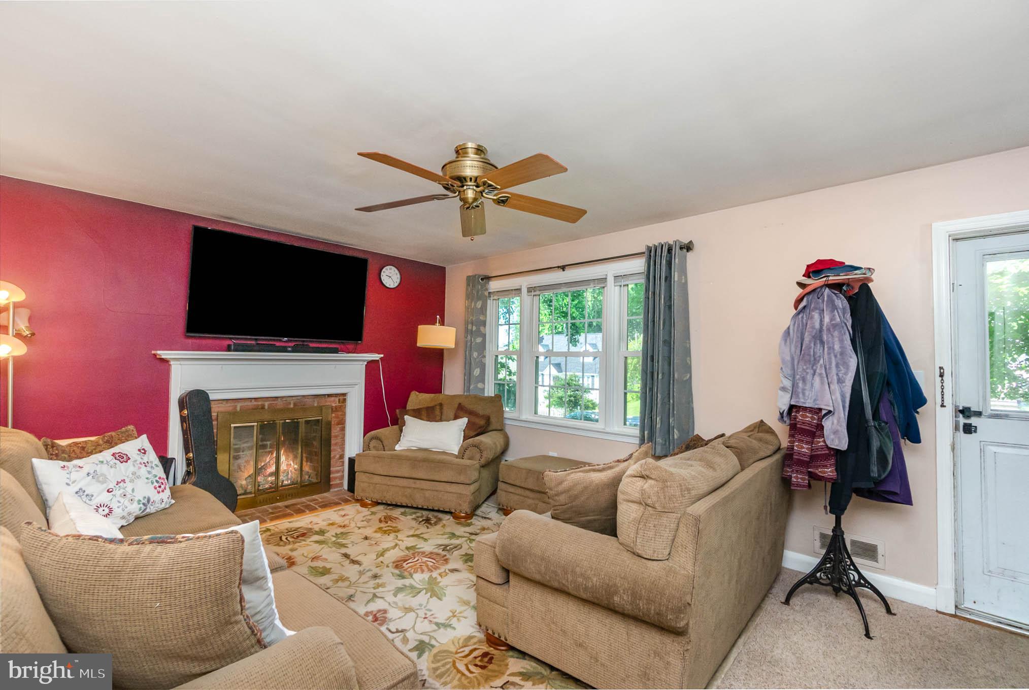 HILLSIDE PARK - Residential