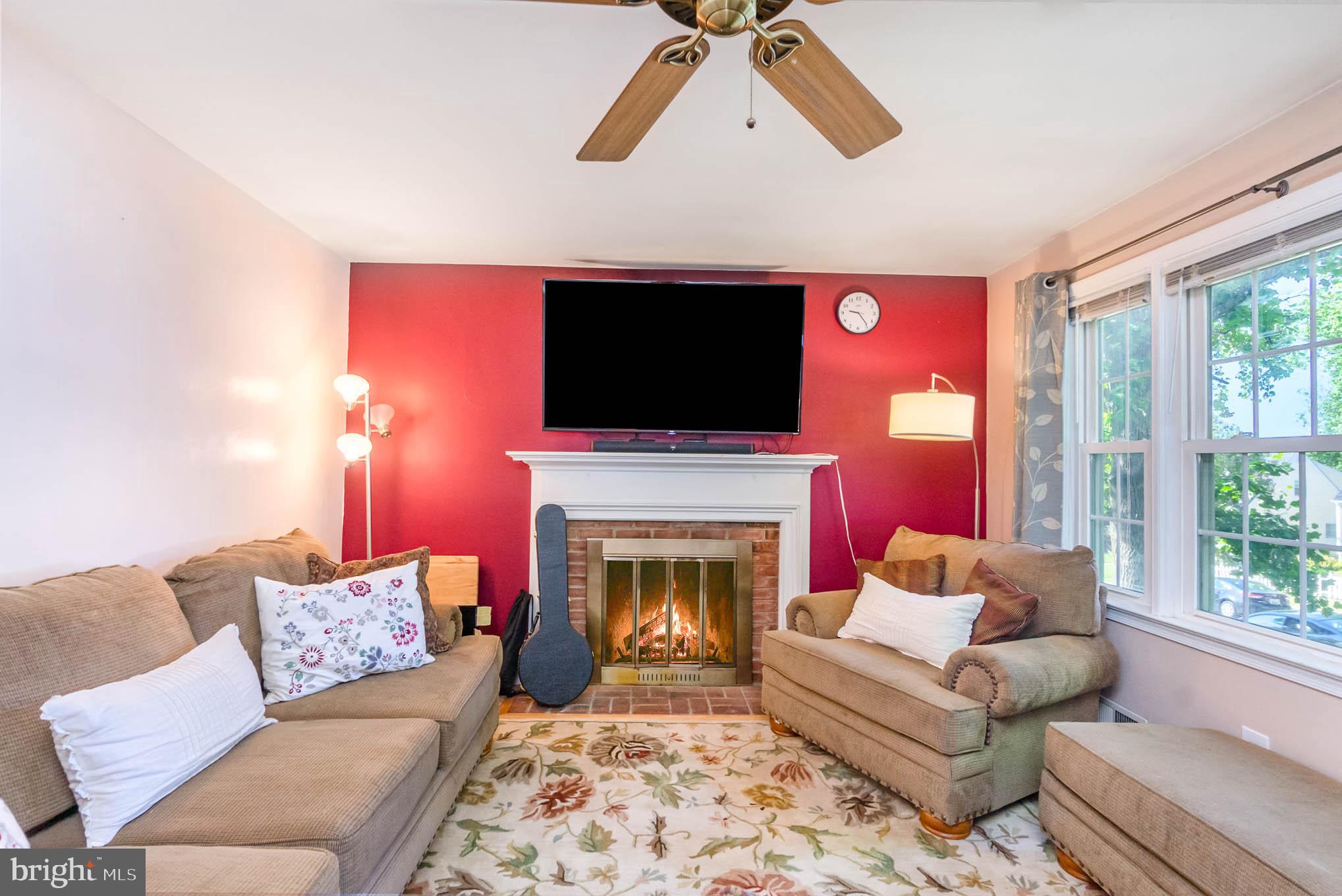 HILLSIDE PARK - Residential