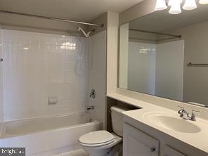 GALLERY AT WHITE FLINT - Residential Lease