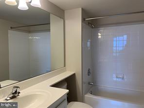 GALLERY AT WHITE FLINT - Residential Lease