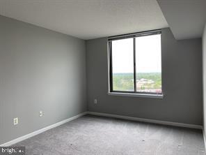 GALLERY AT WHITE FLINT - Residential Lease