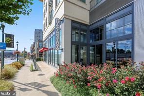 GALLERY AT WHITE FLINT - Residential Lease