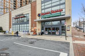 GALLERY AT WHITE FLINT - Residential Lease