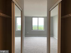 GALLERY AT WHITE FLINT - Residential Lease