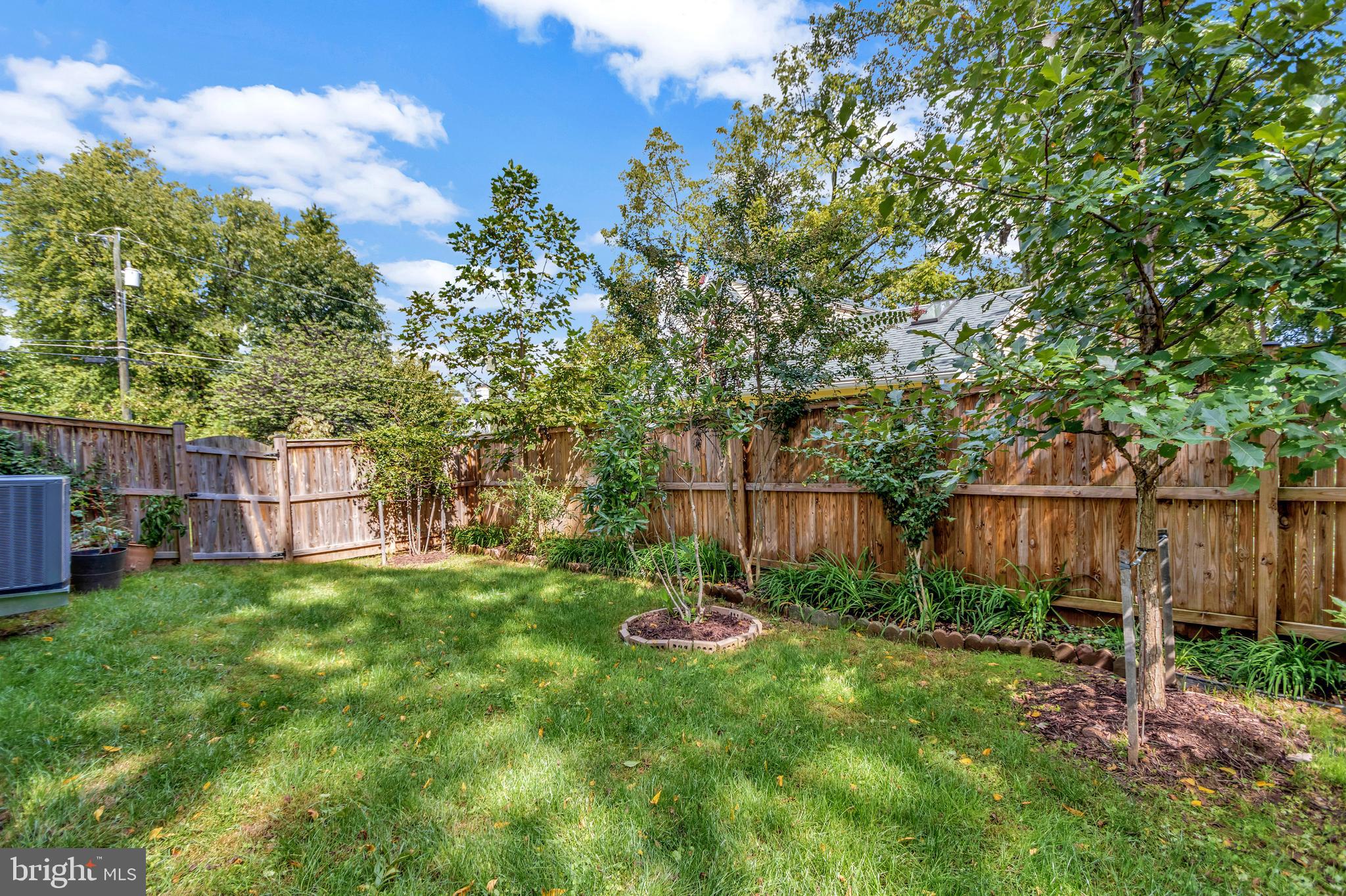 DEVONSHIRE - Residential