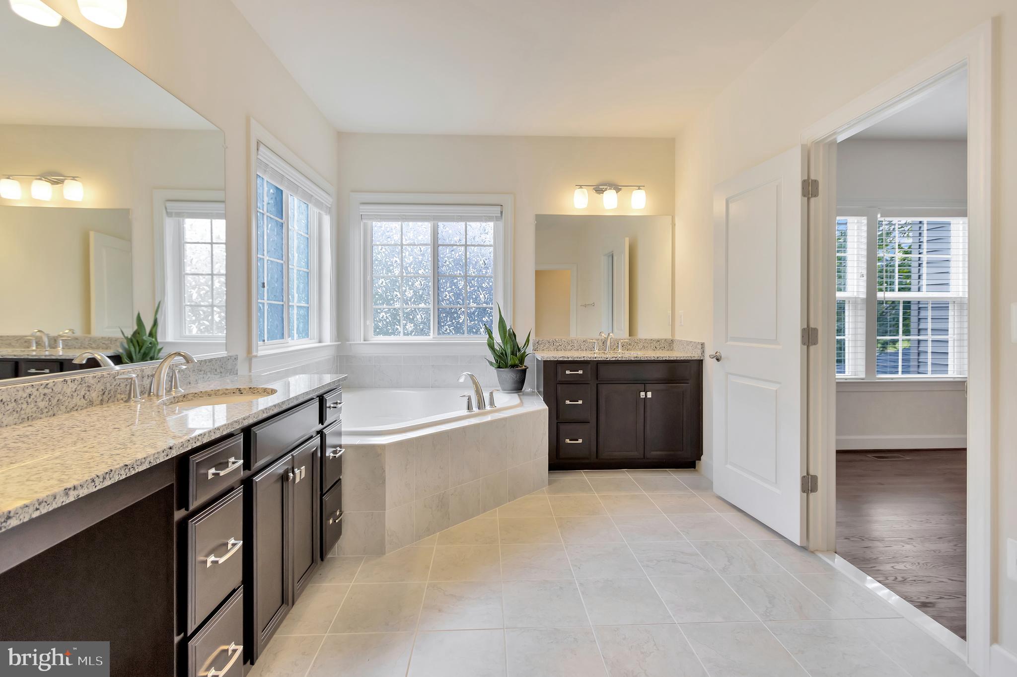 DEVONSHIRE - Residential