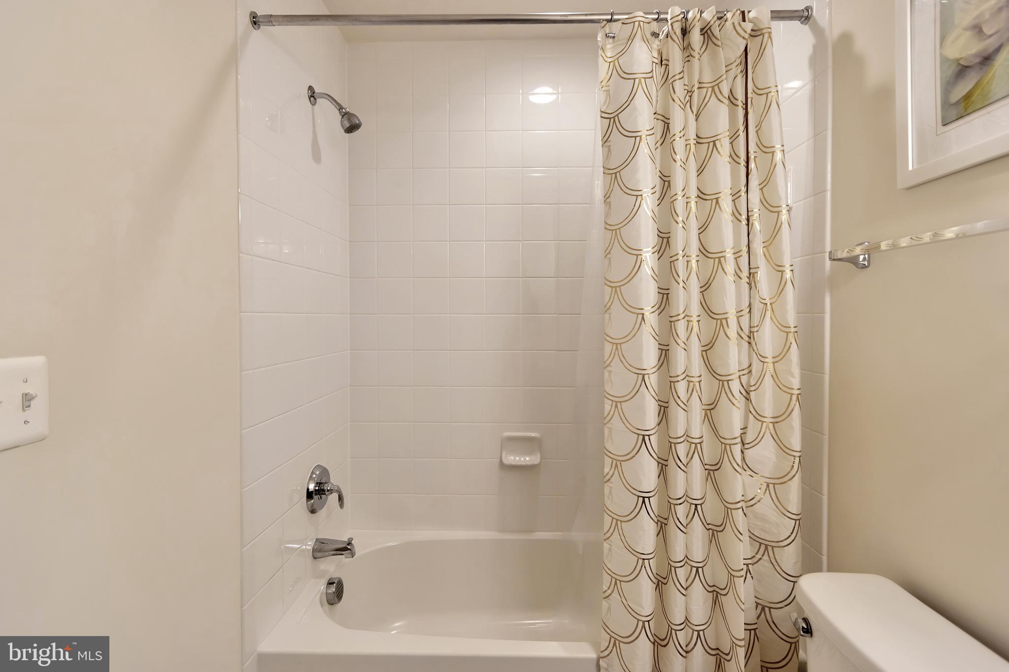 DEVONSHIRE - Residential