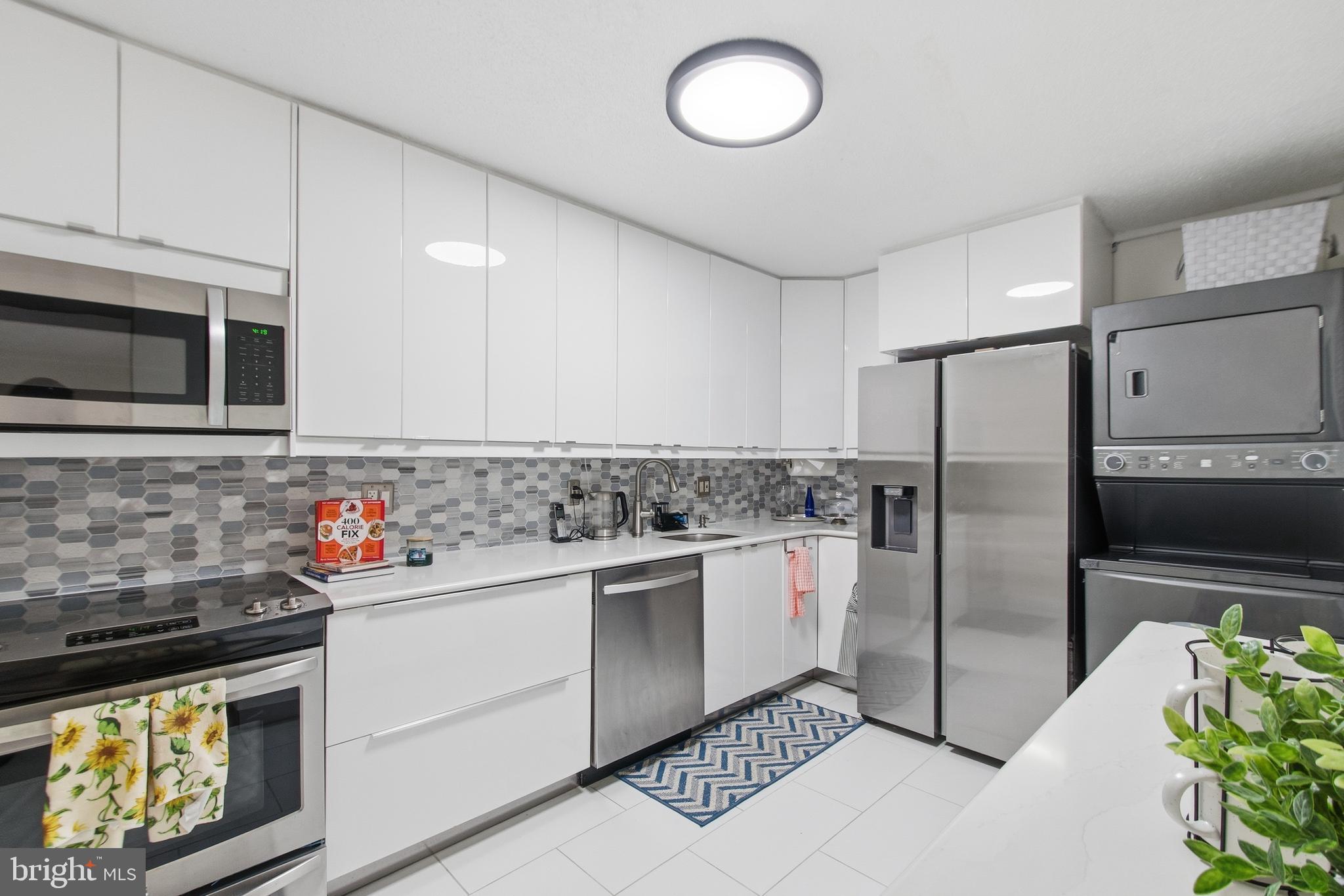 ROTONDA - Residential