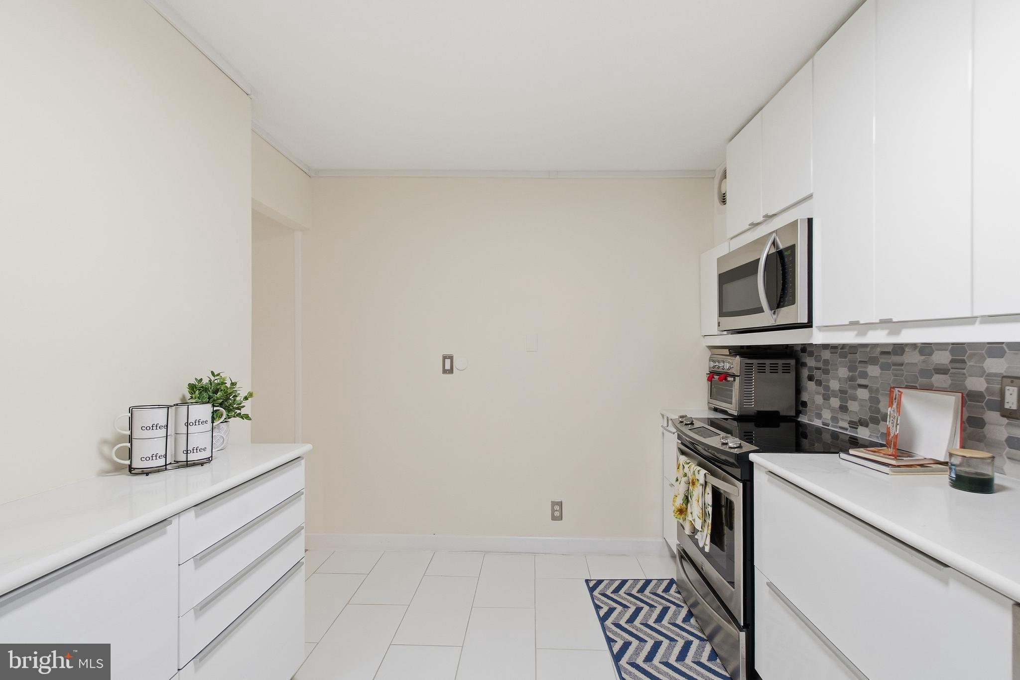 ROTONDA - Residential