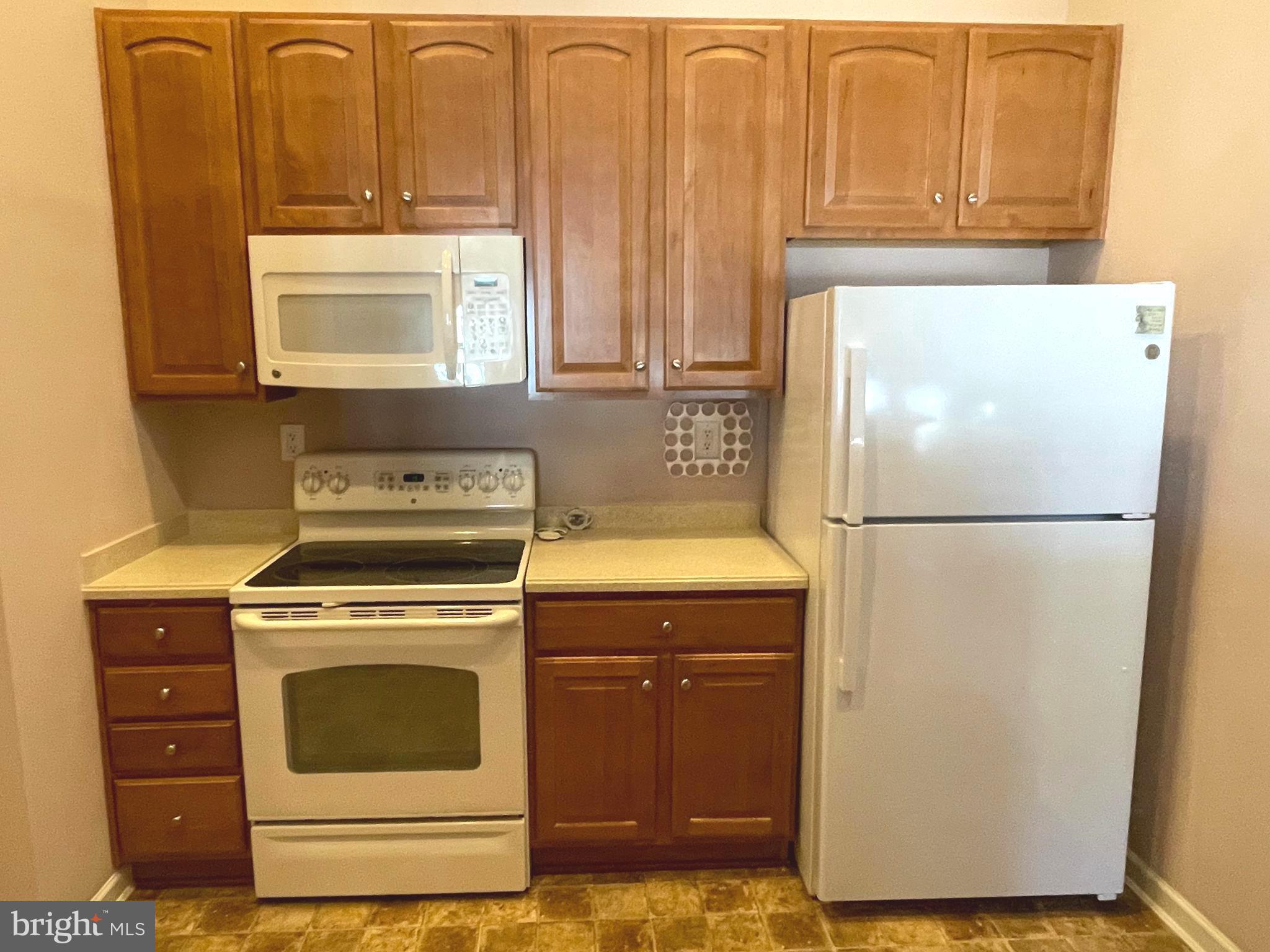 HEARTHSTONE AT WEST BRISTOL - Residential