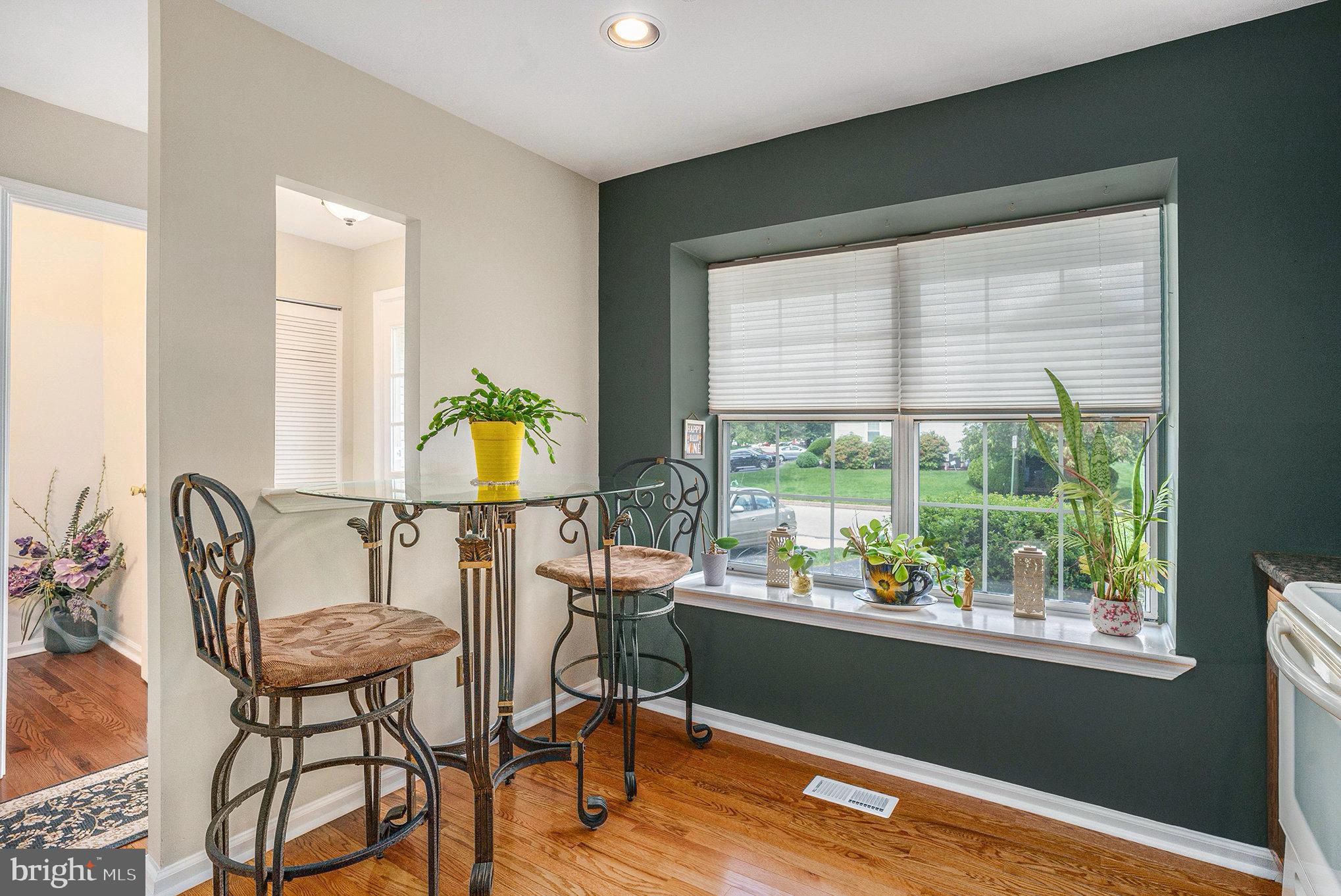 REGENTS PARK - Residential