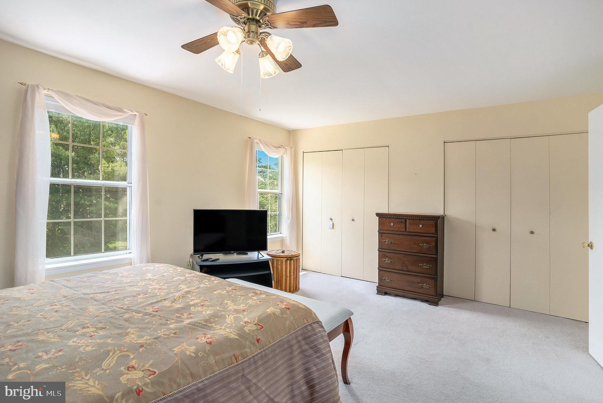 REGENTS PARK - Residential