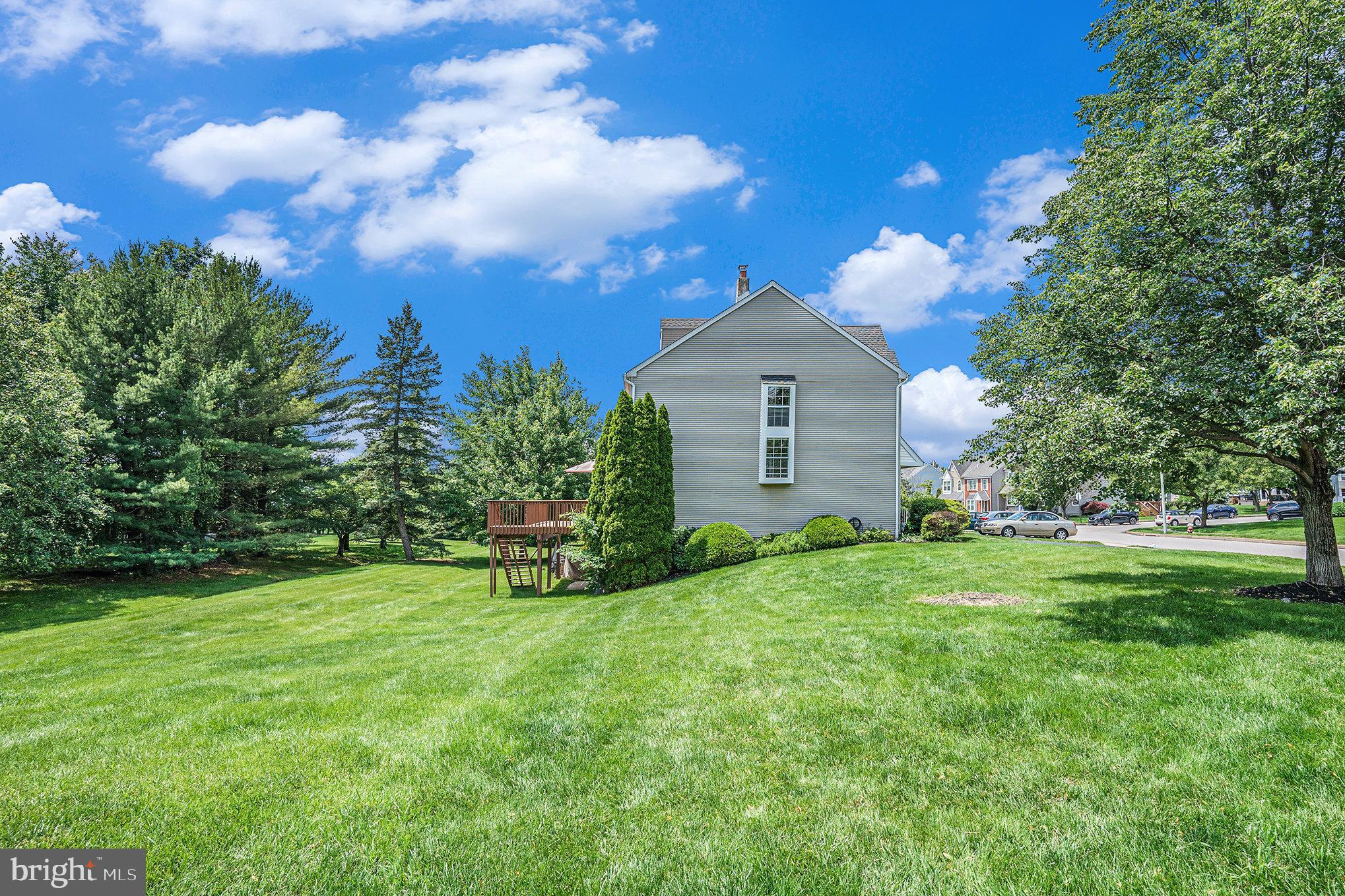 REGENTS PARK - Residential