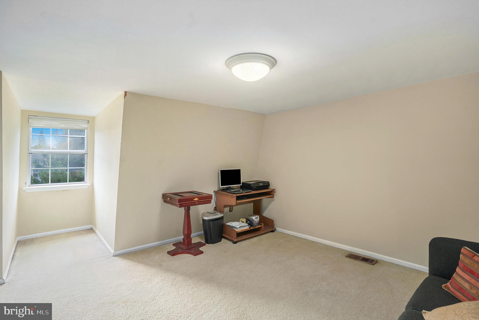 REGENTS PARK - Residential