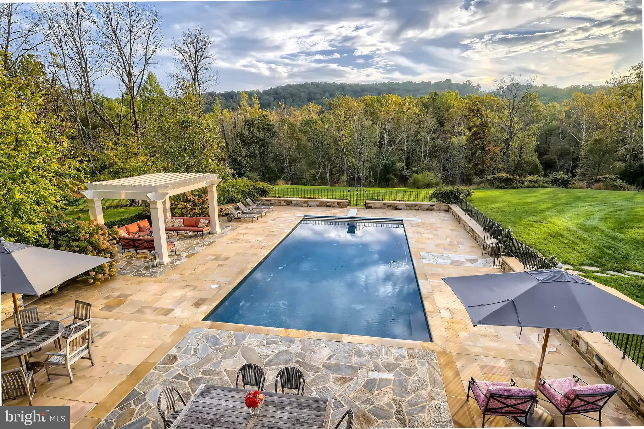 HUNT VALLEY - Residential