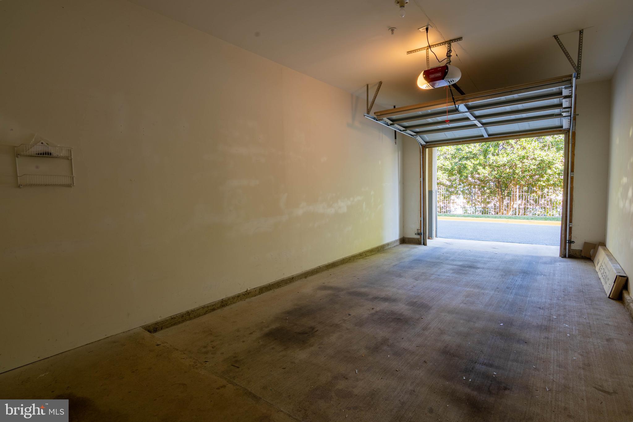 WHITE FLINT STATION - Residential