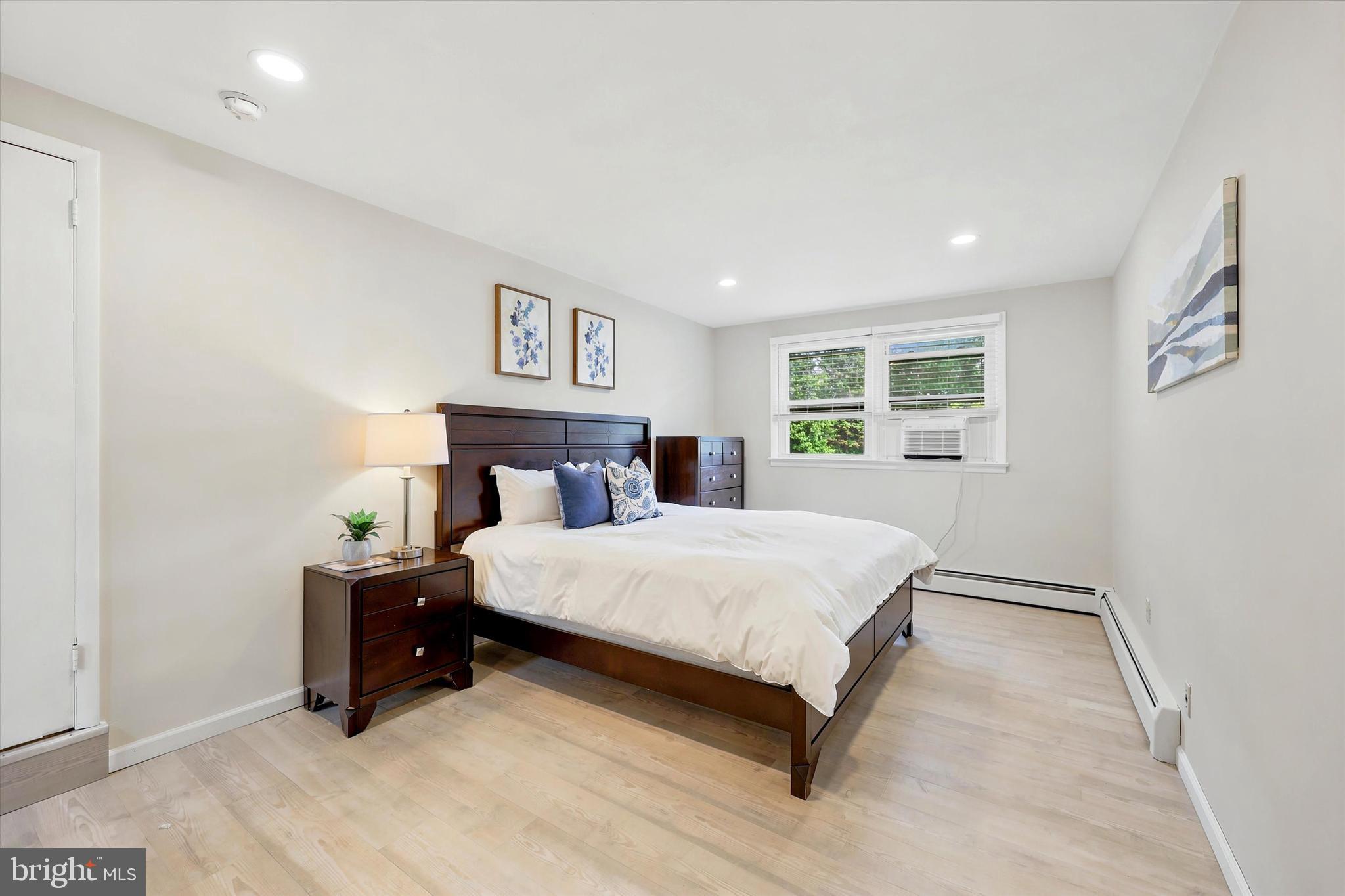 PENN BROOKE - Residential