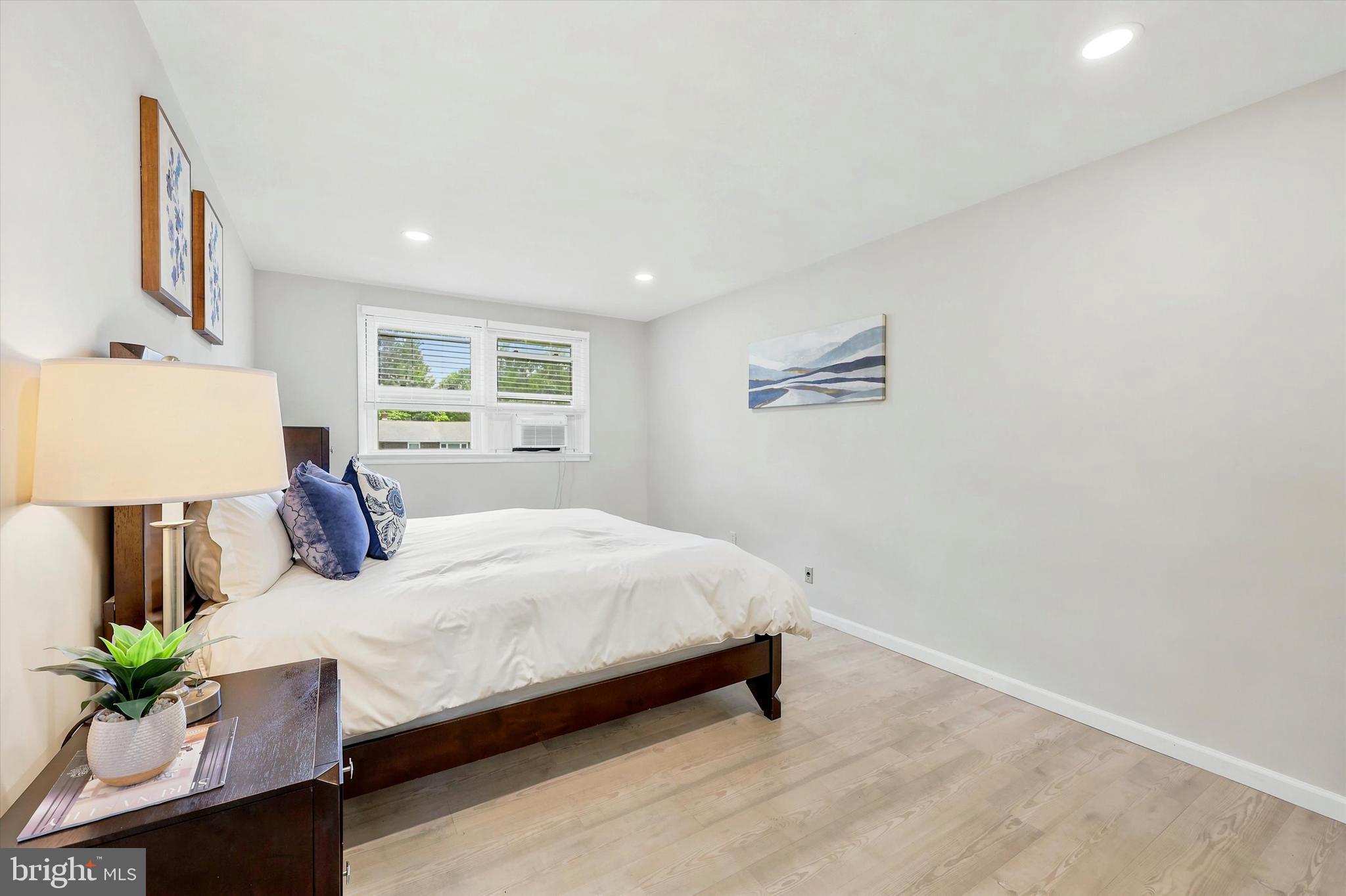 PENN BROOKE - Residential