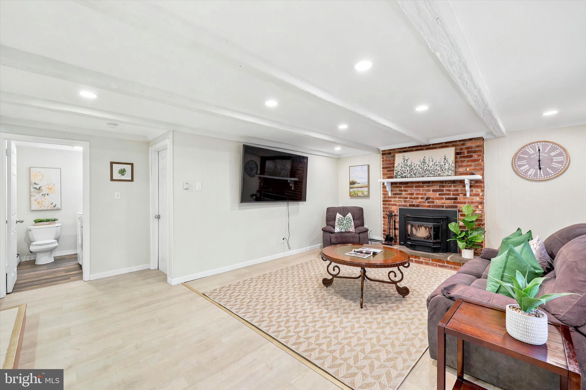 PENN BROOKE - Residential