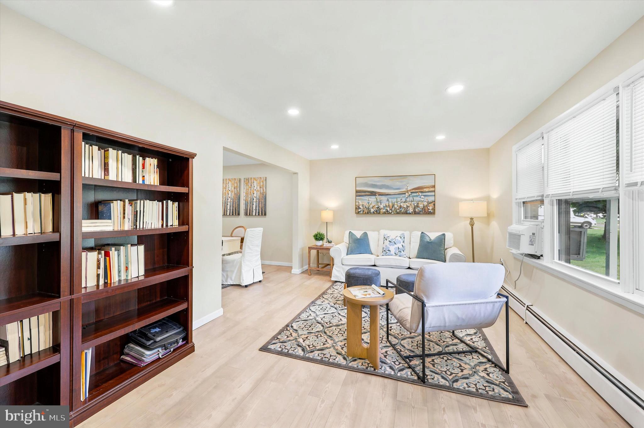 1421 CATHYS LANE
