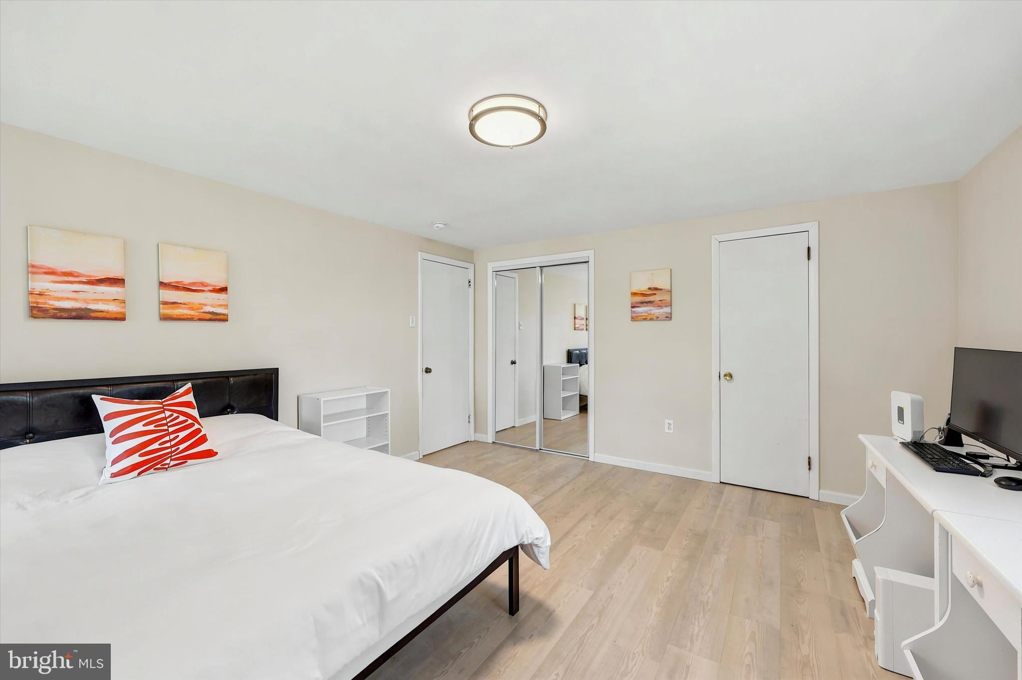 PENN BROOKE - Residential