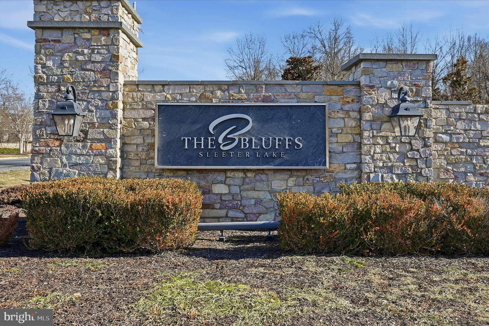 THE BLUFFS AT SLEETER LAKE - Residential