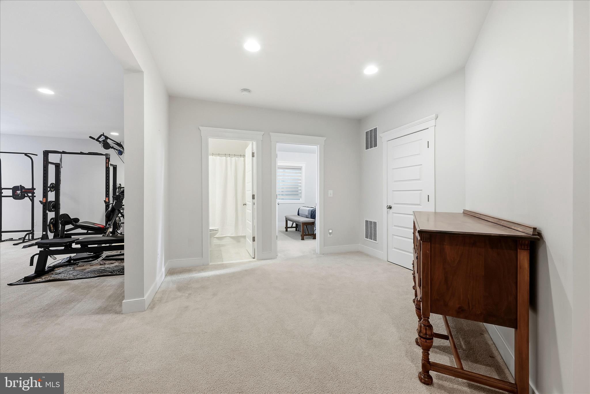 THE BLUFFS AT SLEETER LAKE - Residential