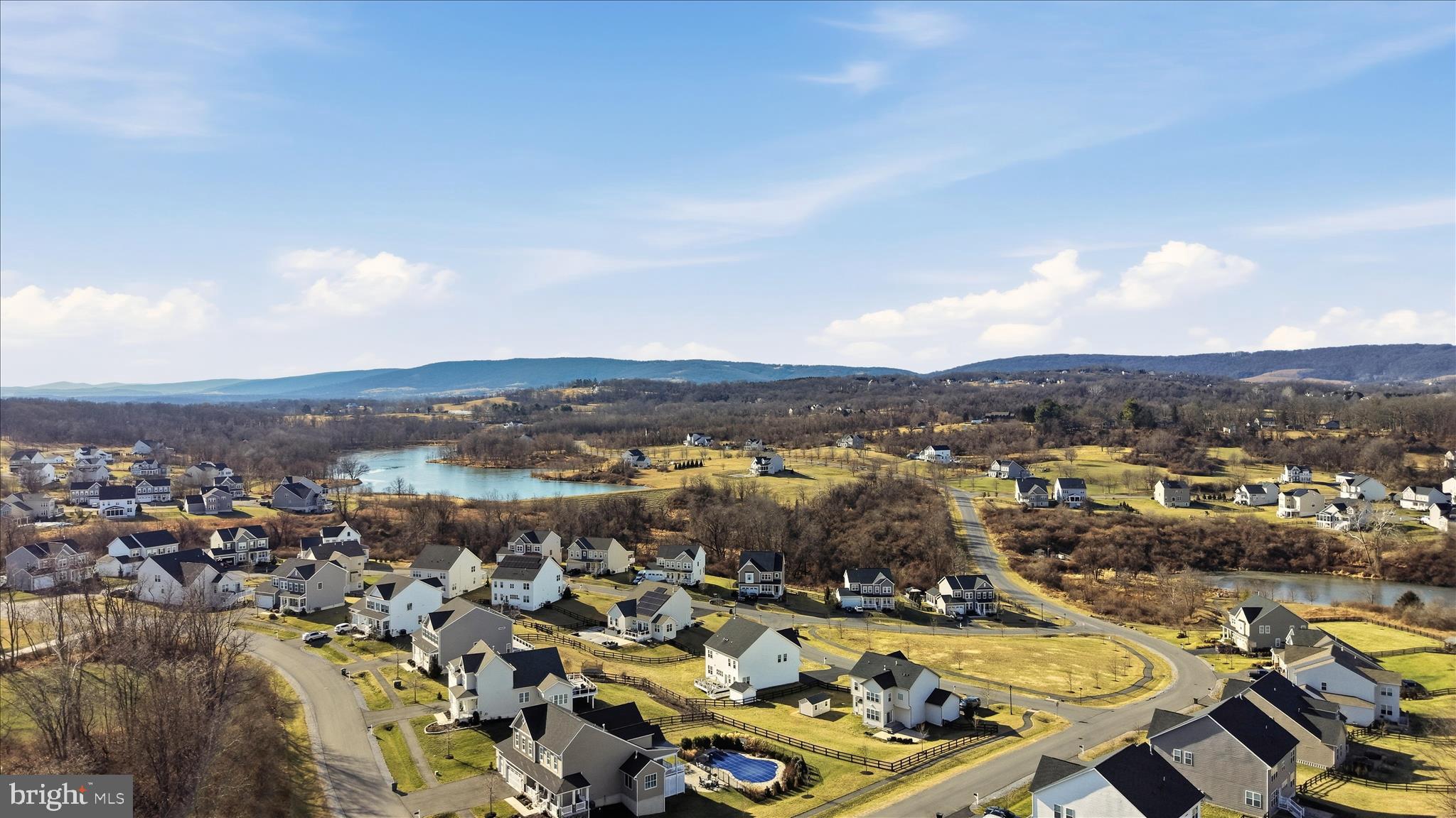 THE BLUFFS AT SLEETER LAKE - Residential