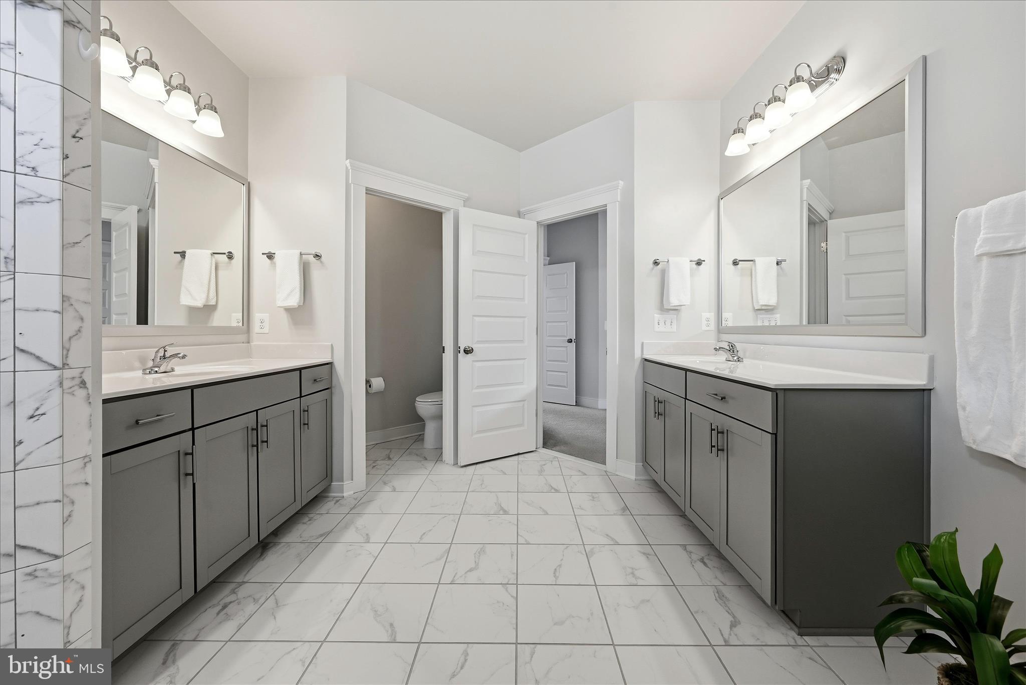 THE BLUFFS AT SLEETER LAKE - Residential