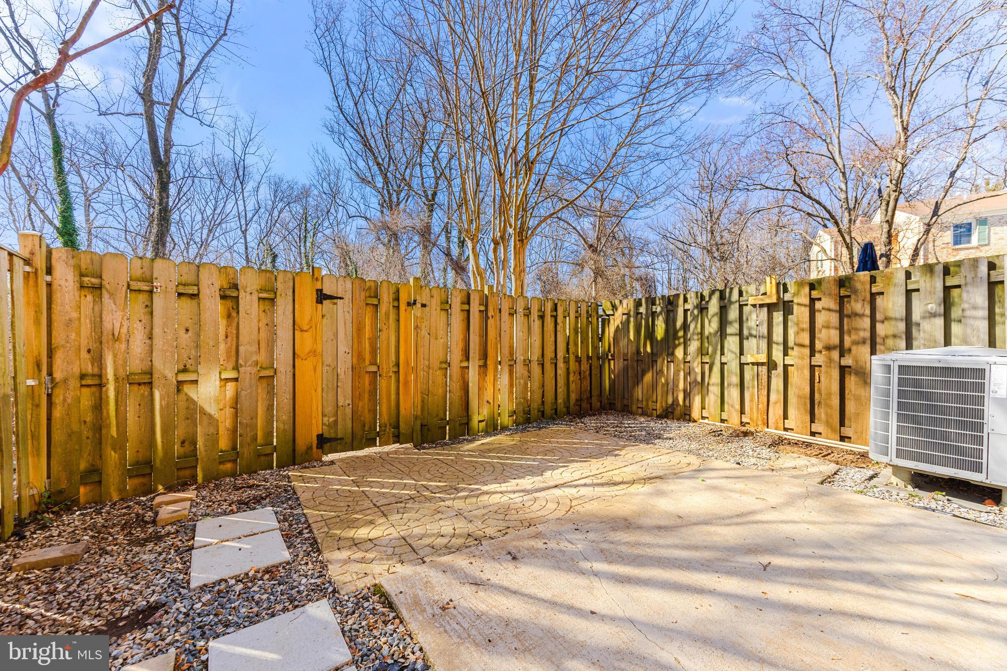 BAY HILLS - Residential Lease