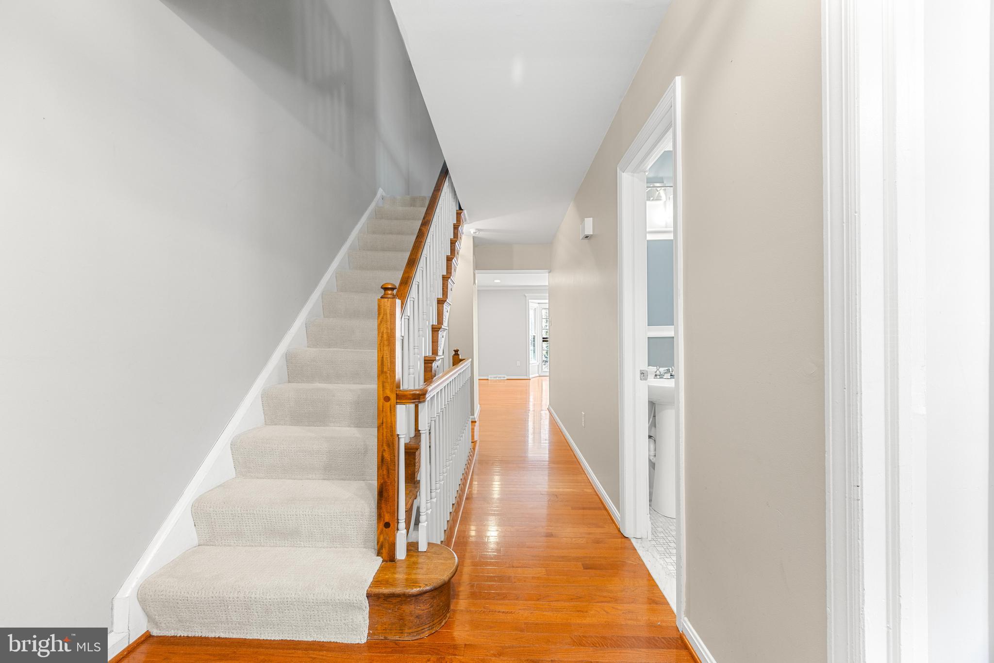 BAY HILLS - Residential Lease