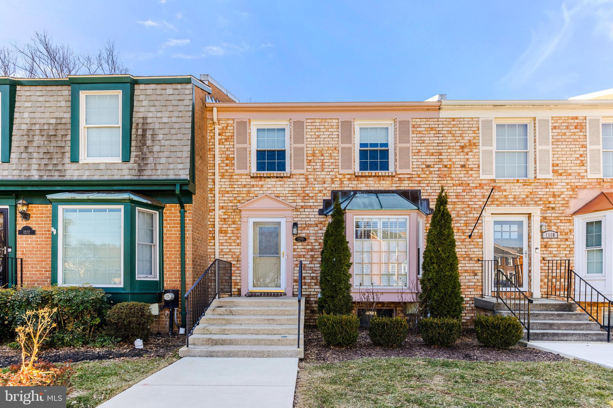 BAY HILLS - Residential Lease