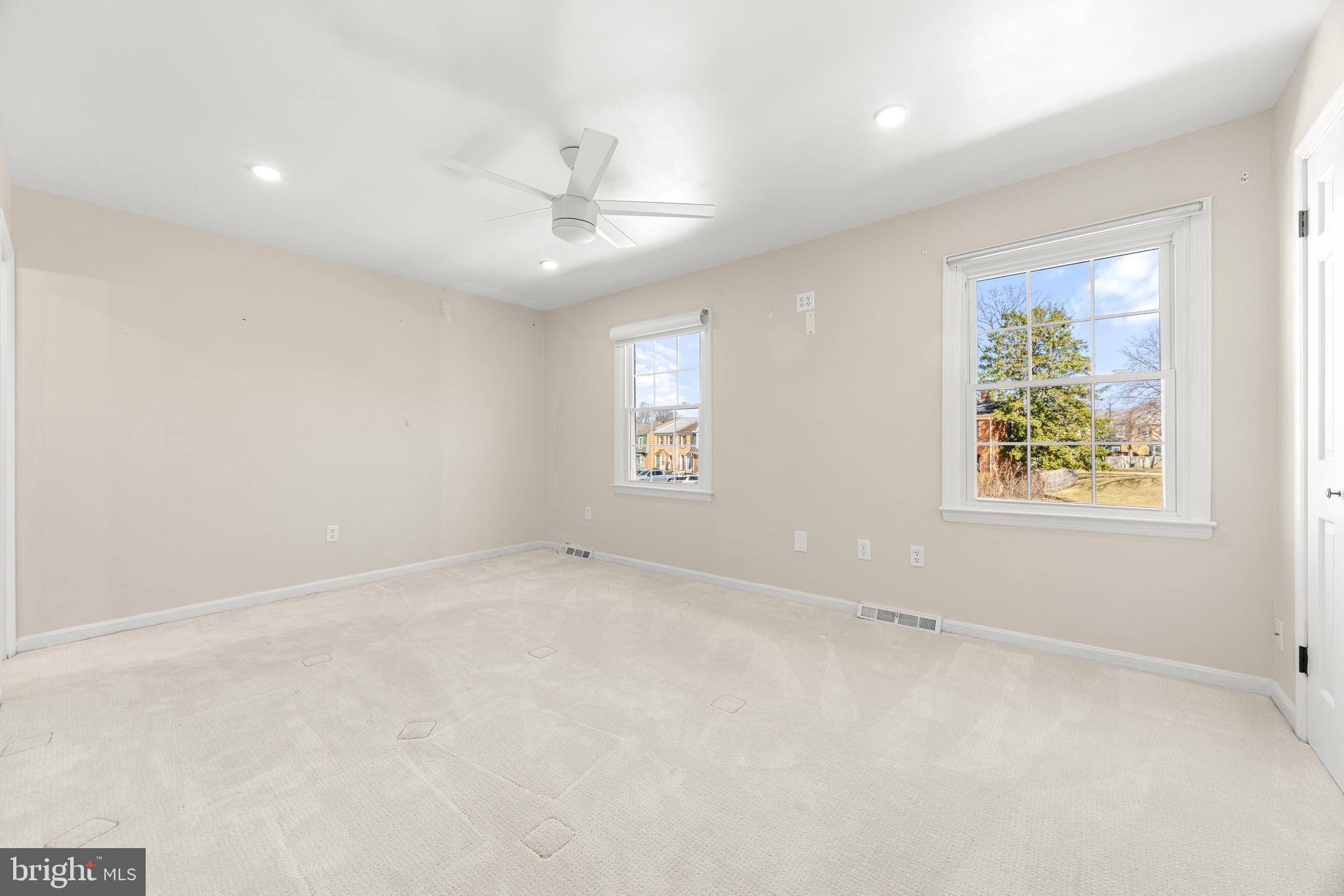 BAY HILLS - Residential Lease