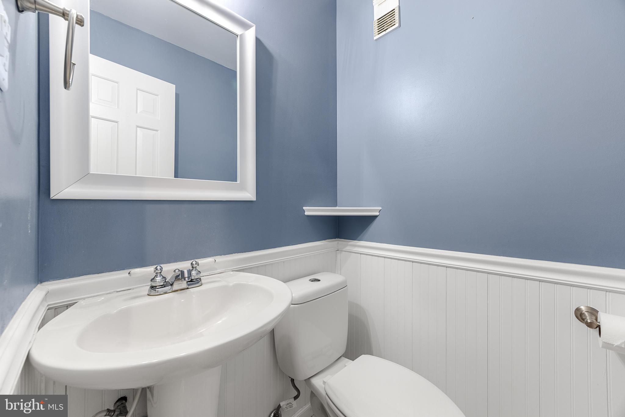 BAY HILLS - Residential Lease