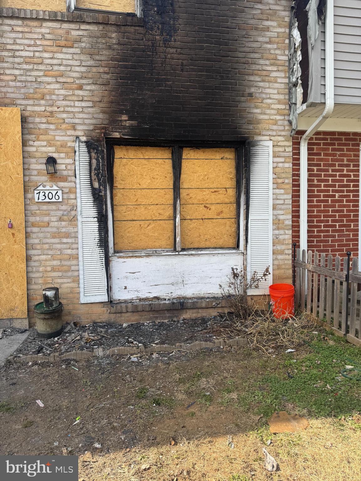 7306 E SPRINGBROOK COURT