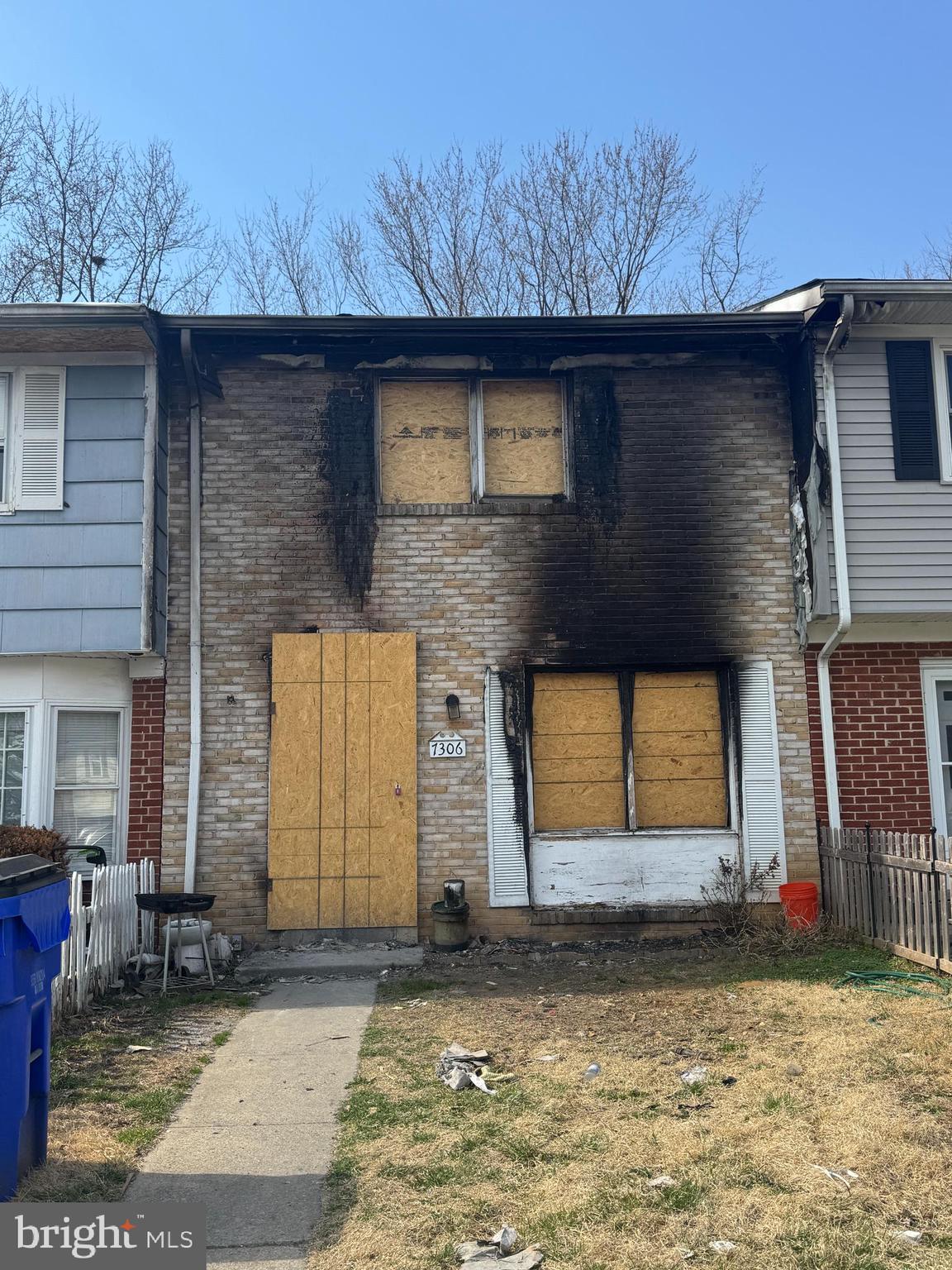 7306 E SPRINGBROOK COURT