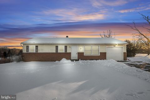 36 CLAY ROAD CARLISLE PA 17015