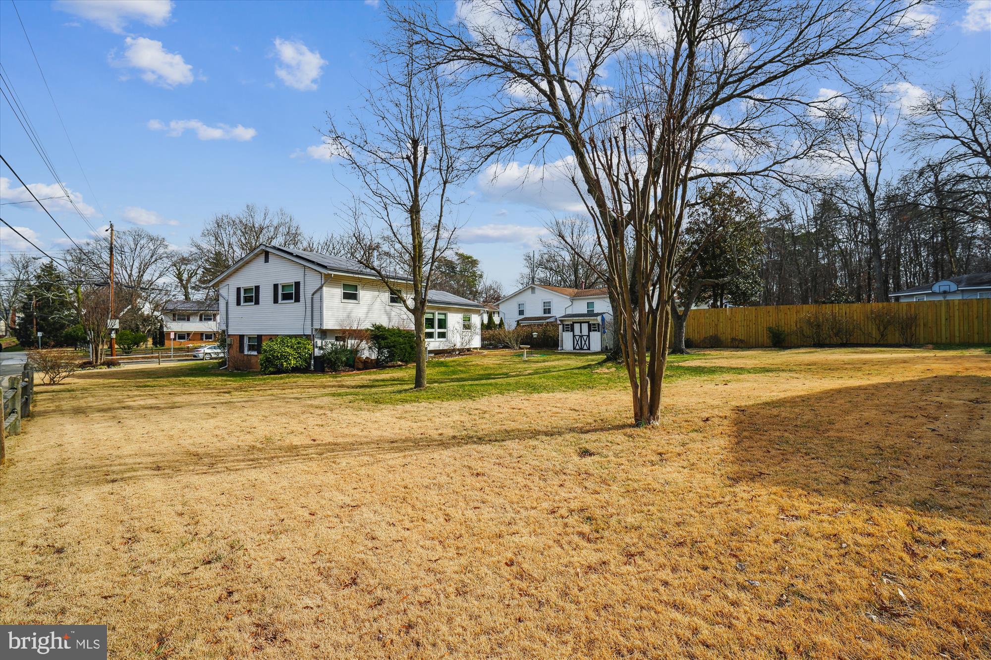 KNOLLWOOD ESTATES - Residential