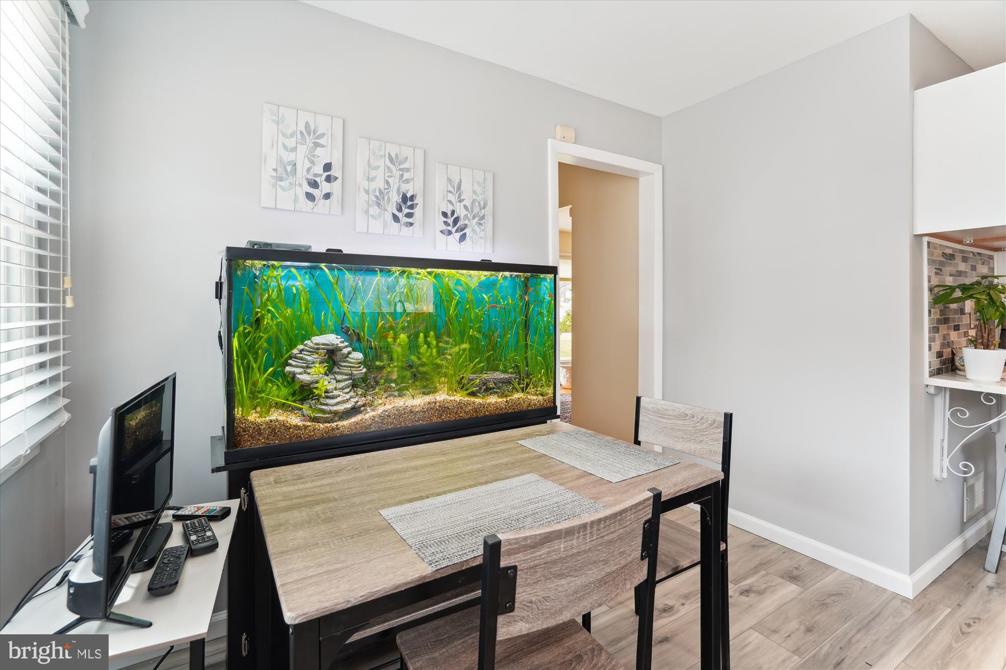 KNOLLWOOD ESTATES - Residential