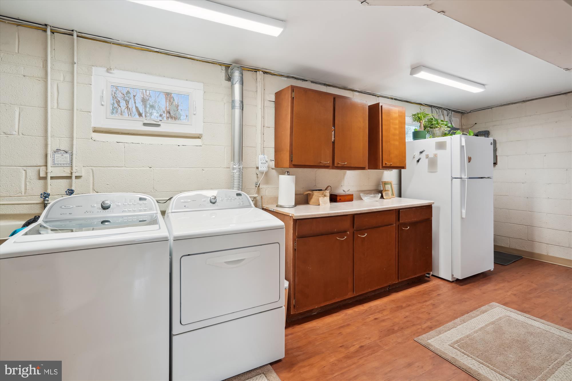 KNOLLWOOD ESTATES - Residential