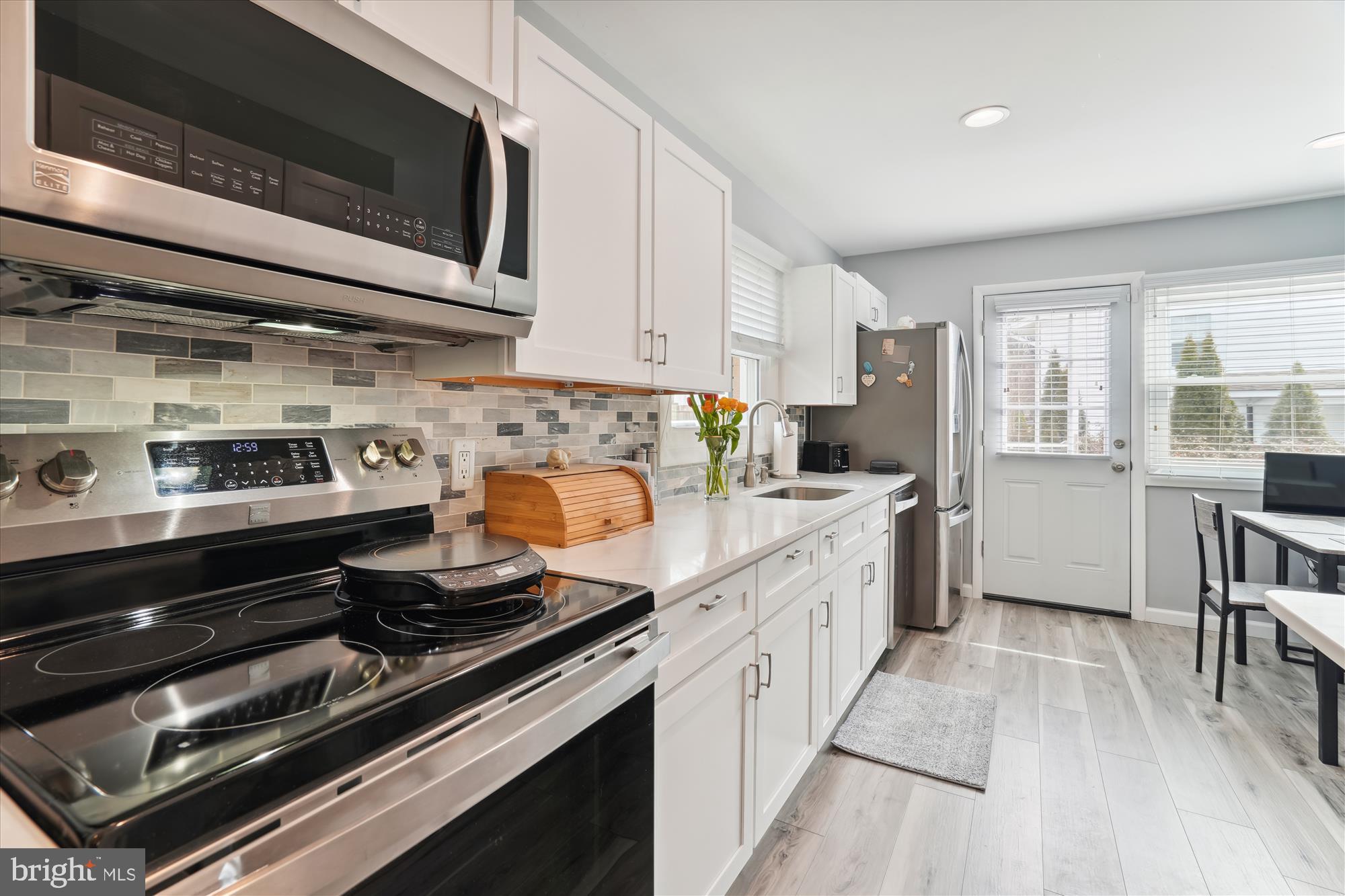 KNOLLWOOD ESTATES - Residential