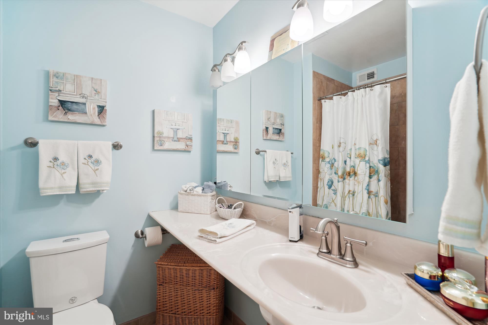 KNOLLWOOD ESTATES - Residential